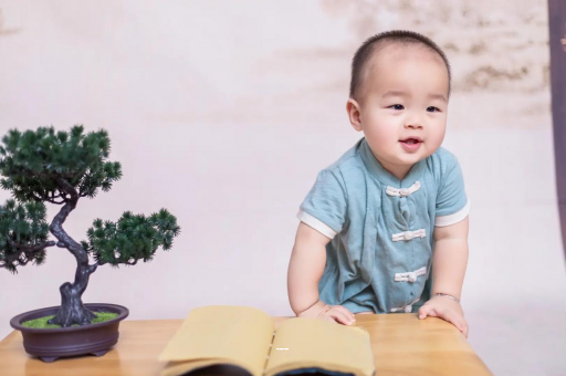 澄迈宝宝爱吐奶是什么原因